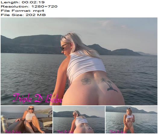 TripleDBabe  Pee Desperation On A Boat preview